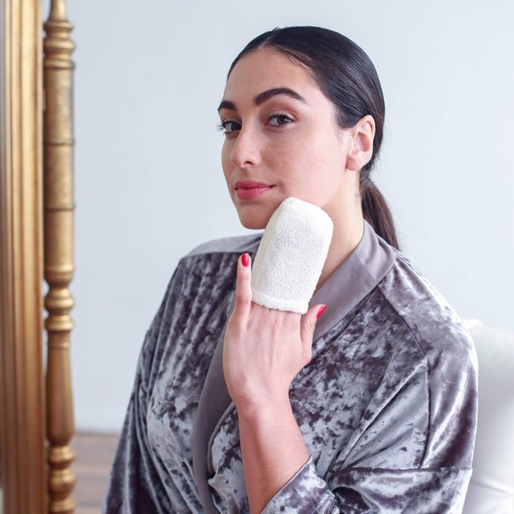 Daily Concepts Facial Mini Scrubber - Picture 4 of 7